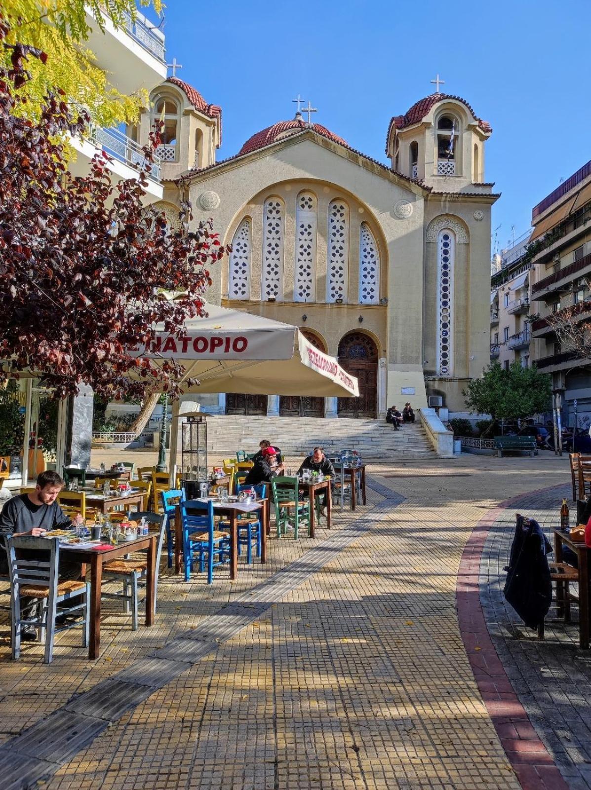 Апартаменты Aris Exarchia Афины